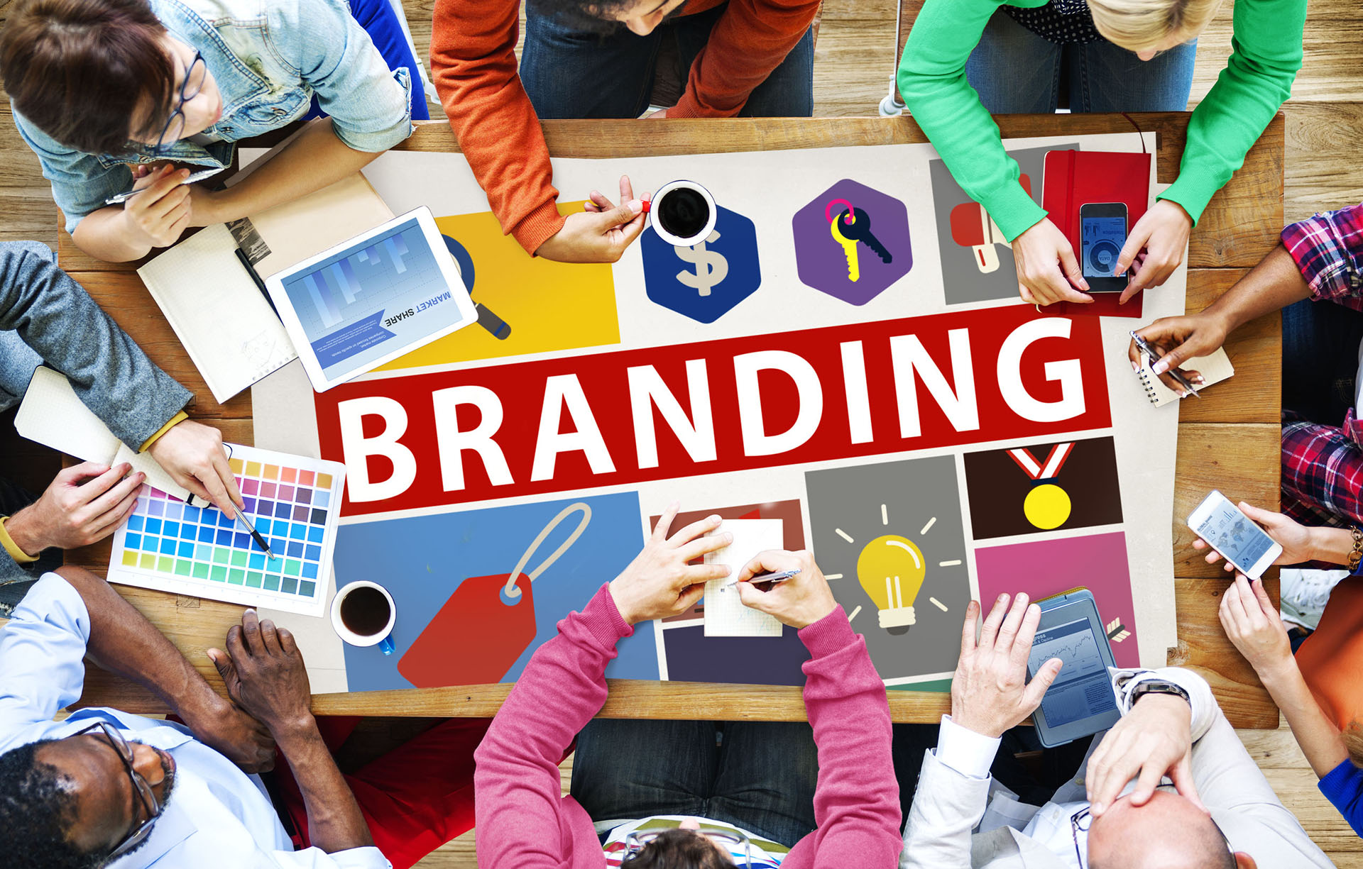 logos-and-branding Важность стратегии развития бренда для успешности на рынке
